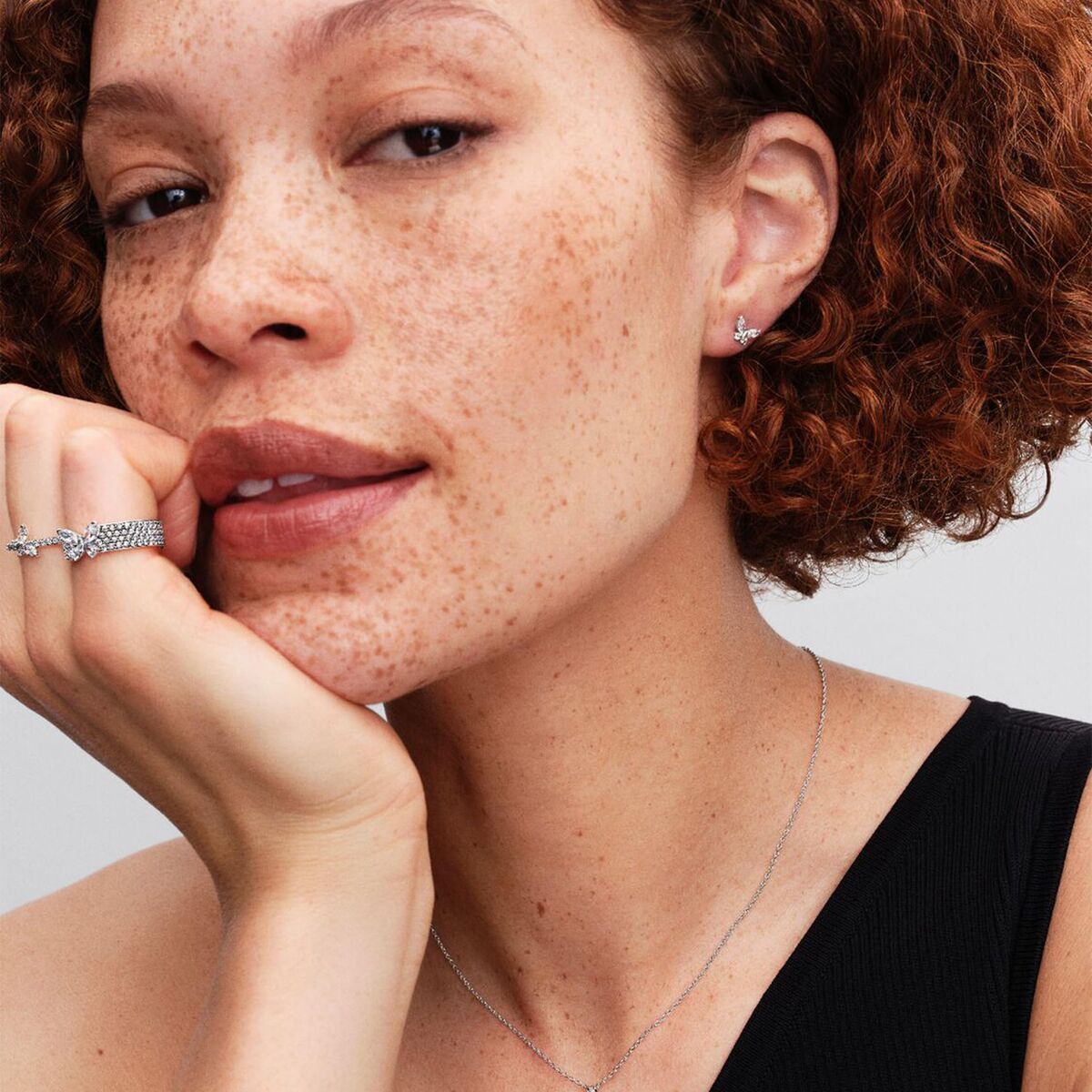 V2H9216FBFFA4E92C1AADCC9DFB417B6F22R7515039P6