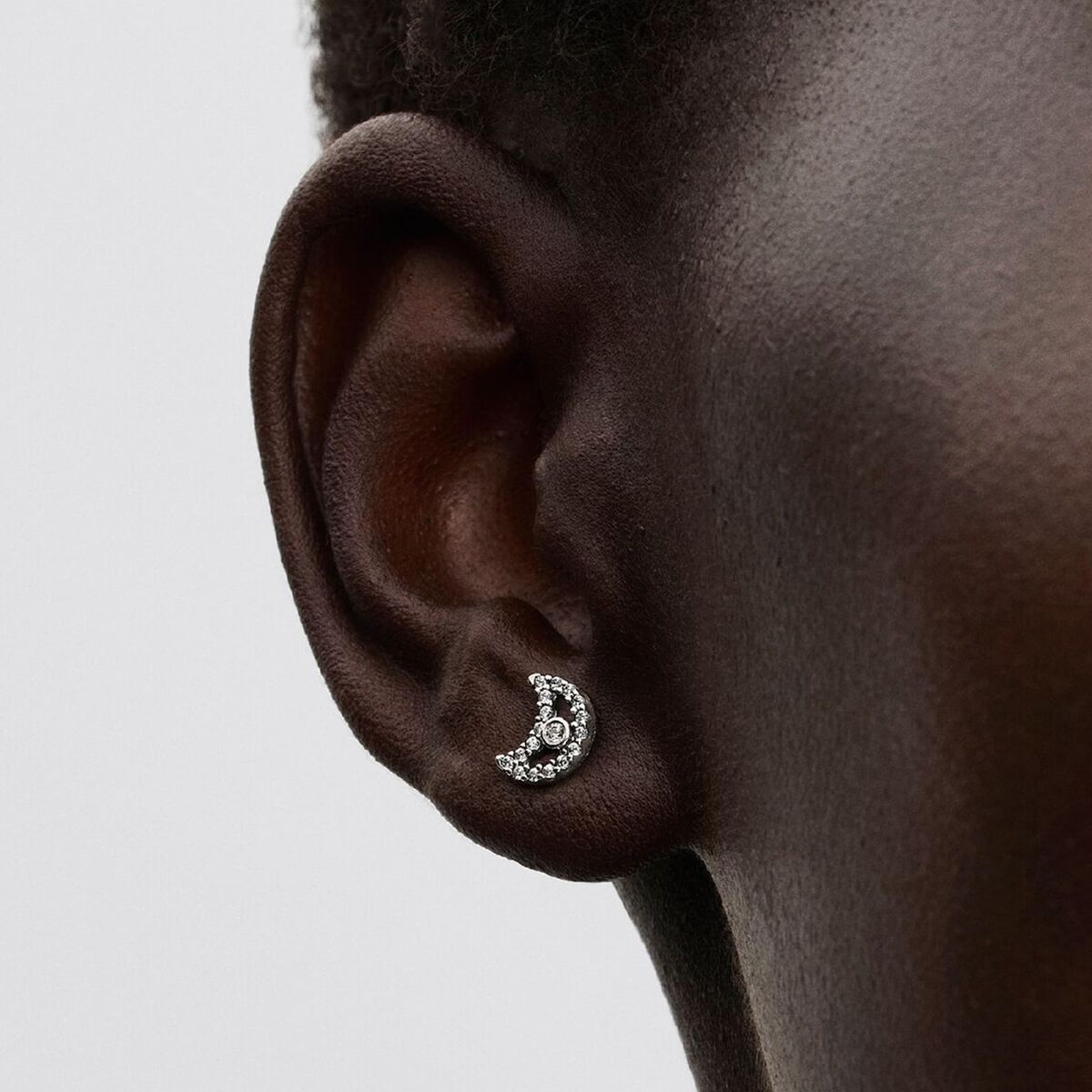 V2HDFA20C3DBFCD9A86FA0503ABA79A8F52R7514835P2